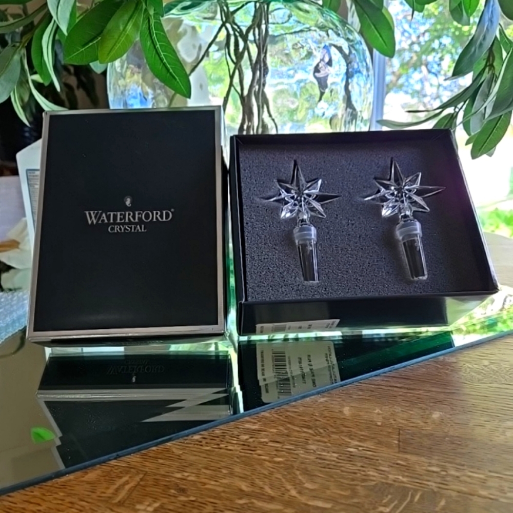 Four Waterford Crystal Star Wine Stoppers Set